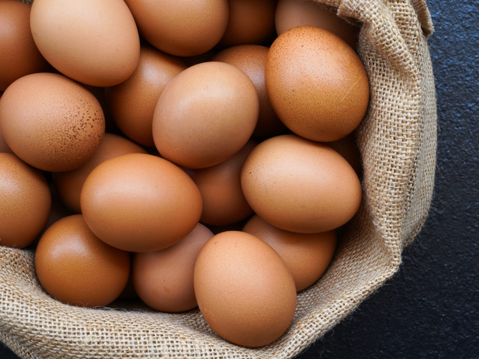 Image of a basket with eggs.